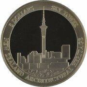 5 Dollars - Elizabeth II 4th Portrait; Architectural Heritage, New Zealand, 2002 reverse image