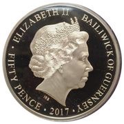 50 Pence - Elizabeth II Platinum Wedding - Portrait from 1951 obverse image