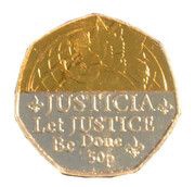 50 Pence - Elizabeth II Platinum Jubilee - Justicia; Silver-gold plated, United Kingdom, 2022 reverse image