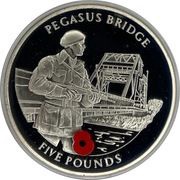 5 Pounds - Elizabeth II Pegasus Bridge-Coloured Poppy, United Kingdom, 2004 reverse image