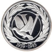 ½ Crown - Elizabeth II Road to Victory - Peace reverse image