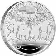 5 Pounds - Elizabeth II The Queen's Reign, Bestowing Her Honours; Silver Proof, United Kingdom, 2022 reverse image