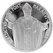 5 Euros - Benedictus XVI Migrants and Refugees obverse image