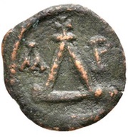 4 Nummi - Justinian I Thessalonica; Type ☩, Byzantine states, 527-565 reverse image