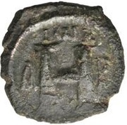 8 Nummi - Justinian I Thessalonica; Type I W K, Byzantine states, 527-565 reverse image