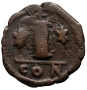 10 Nummi - Justinian I Constantinopolis; no Regnal Year, Byzantine states, 527-538 reverse image
