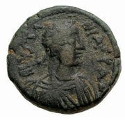 10 Nummi - Justinian I Nicomedia; Type N I I obverse image
