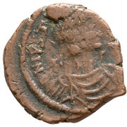 16 Nummi - Justinian I Thessalonica; Type Θ Є W obverse image
