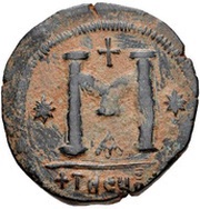 40 Nummi - Justinian I Antioch; ✶M✶, ☩THЄЧPº☩, Enthroned, Byzantine states, 529-538 reverse image