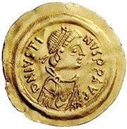 1 Tremissis In the name of Justin II; Victory facing left; small ribbon obverse image