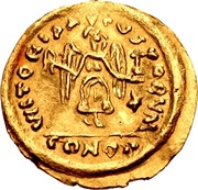 1 Tremissis In the name of Justin II; Victory facing right; with star and floating reverse image