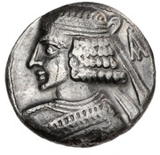 Tetradrachm - Pakoros I obverse image