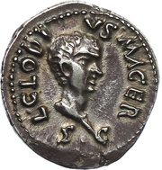 Denarius - Clodius Macer PROPRAE AFRICAE obverse image