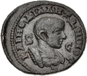 Æ21 - Macrinus and Diadumenian as Caesar reverse image