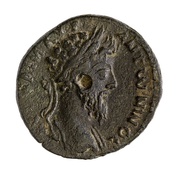 Æ25 - Marcus Aurelius ΜΕΓΑΡΕω[Ν]; Megara obverse image