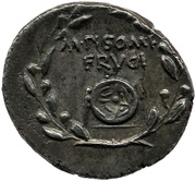 Denarius M. Pupius Piso; M•PISO•M•F FRVGI, Rome, 61 BC reverse image