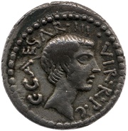 Denarius - Octavian C•CAESAR•III•VIR•R•P•C / POPVL•IVSSV obverse image