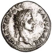 Denarius - Caligula and Augustus DIVVS AVG PATER PATRIAE, Rome, 40 reverse image