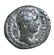 Denarius - Hadrian COS III; Victory obverse image