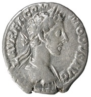 Denarius - Commodus TR P V IMP III COS II P P; Roma obverse image