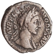Denarius - Commodus TR P V IMP IIII COS II P P; Roma obverse image