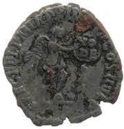 Denarius - Commodus P M TR P X IMP VII COS IIII P P SAEC FEL; Victory, Rome, 184-185 reverse image