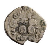 Denarius - Commodus VICTORIAE FELICI; Victory, Rome, 186-189 reverse image